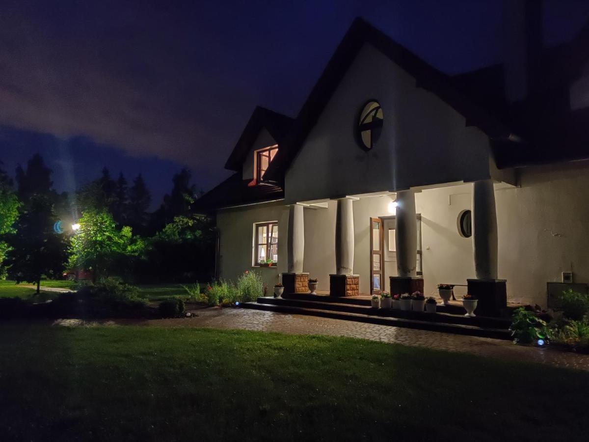 Dom Nasutow Villa Niemce ภายนอก รูปภาพ