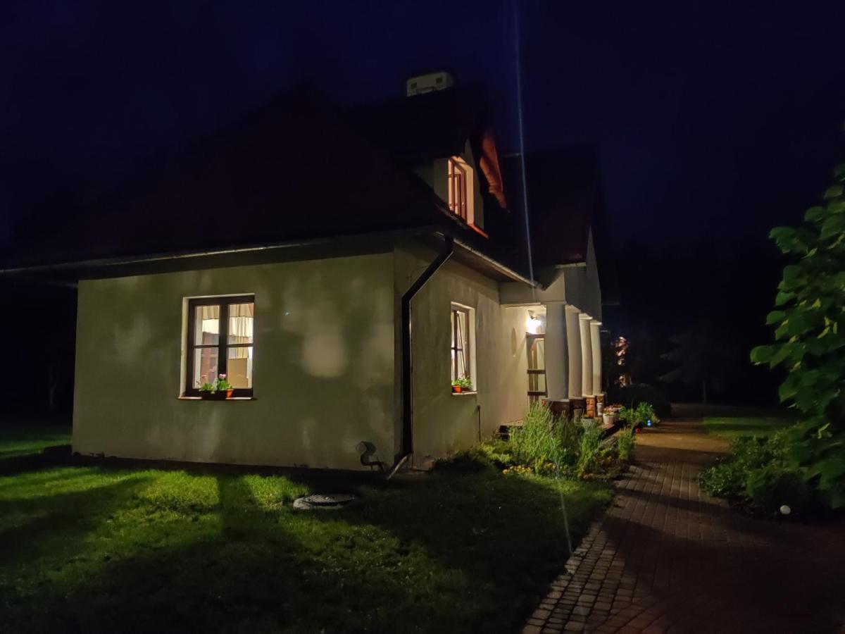 Dom Nasutow Villa Niemce ภายนอก รูปภาพ