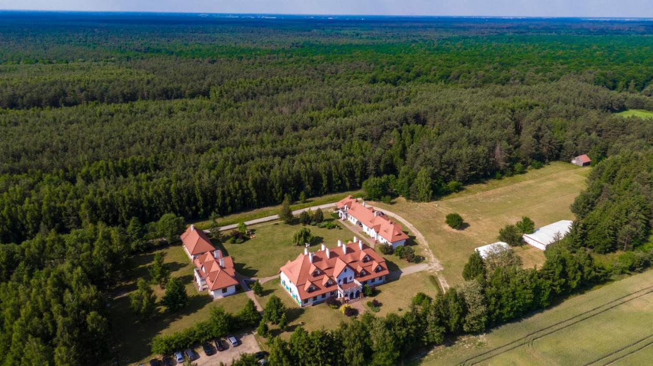 Dom Nasutow Villa Niemce ภายนอก รูปภาพ